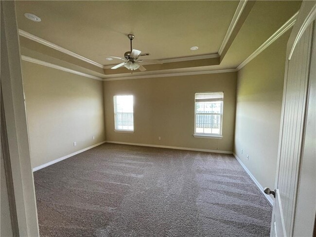 Building Photo - 2427 W McKinley Blvd