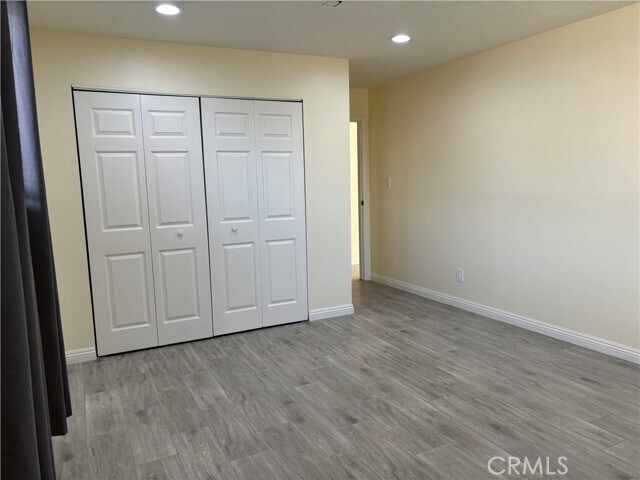 Building Photo - 831 Carob St