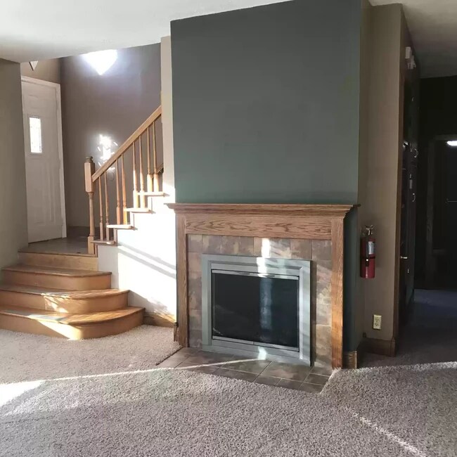 Living room - 320 McCabe St