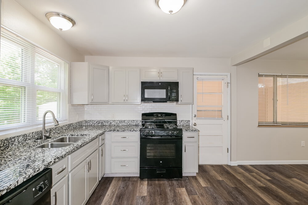 Building Photo - 1635 Trotterway Dr