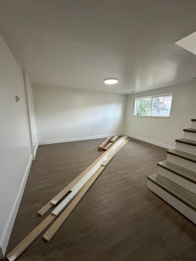 Building Photo - 1076 Virginia Cir