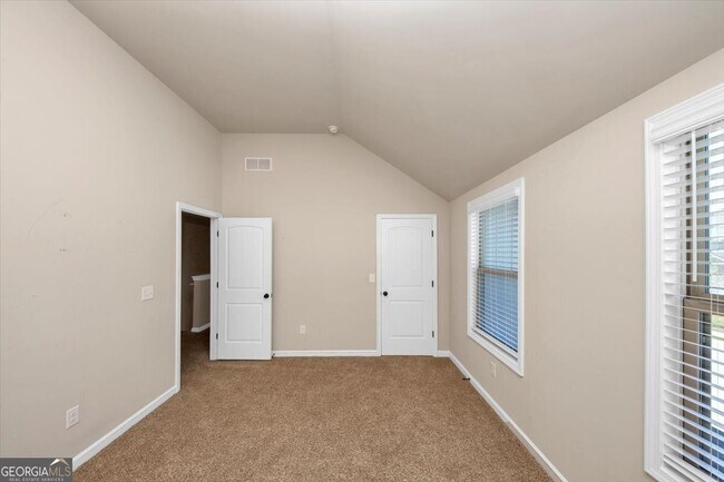 Building Photo - 2375 Walker Dr
