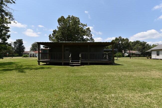 Building Photo - 1713 Ordway St