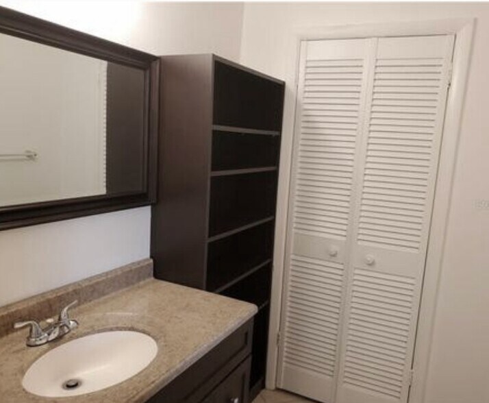Building Photo - 7609 La Mesita Ct