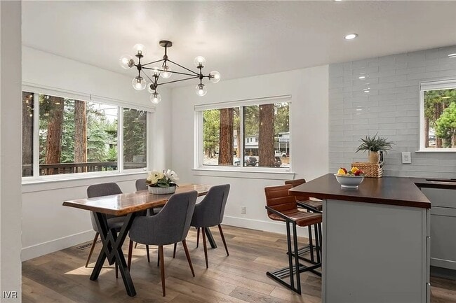 Building Photo - The Boulevard