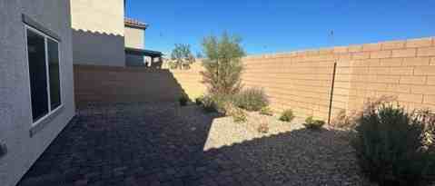 Building Photo - 8442 Cabirolera Ave