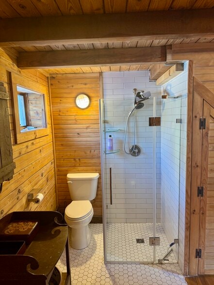 Building Photo - 3 Meadow St