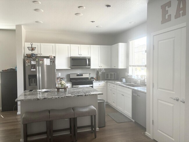 Building Photo - 23600 E 41st Ave