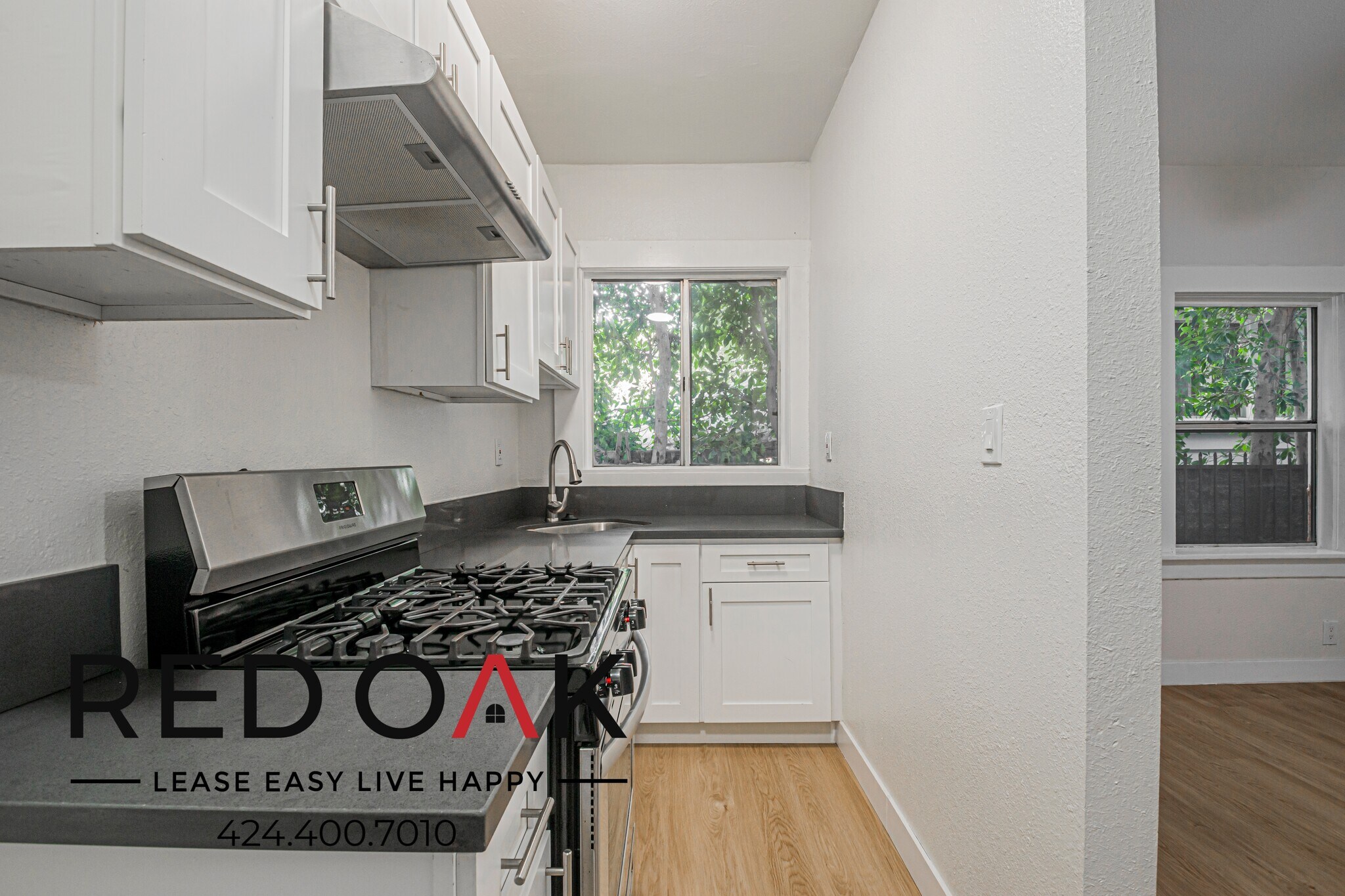 Building Photo - 719 Heliotrope Dr