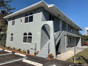 Building Photo - 1479 NW 16th St