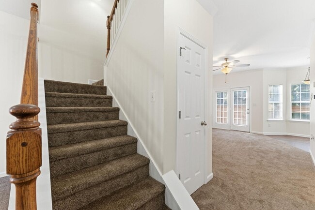 Building Photo - 2522 Laurel Cir NW