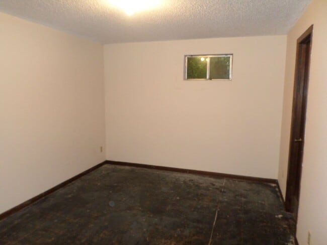 Building Photo - House on Browning available soon