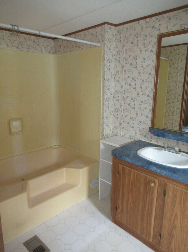 Building Photo - Two Bedroom Home for rent in Lincolnton Area