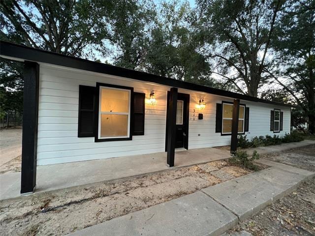 Building Photo - 311 Floyd St