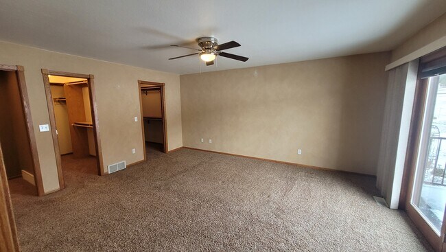 Building Photo - 1200 Duffer Dr