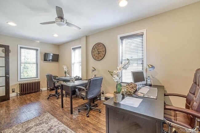 Building Photo - 524 Central Ave