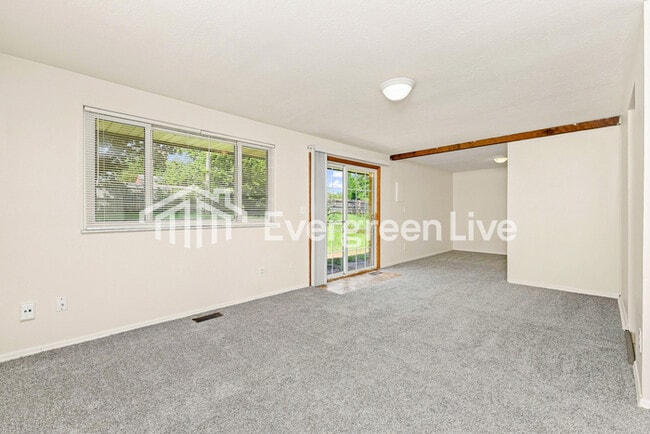 Building Photo - 7215 Sancroft Dr