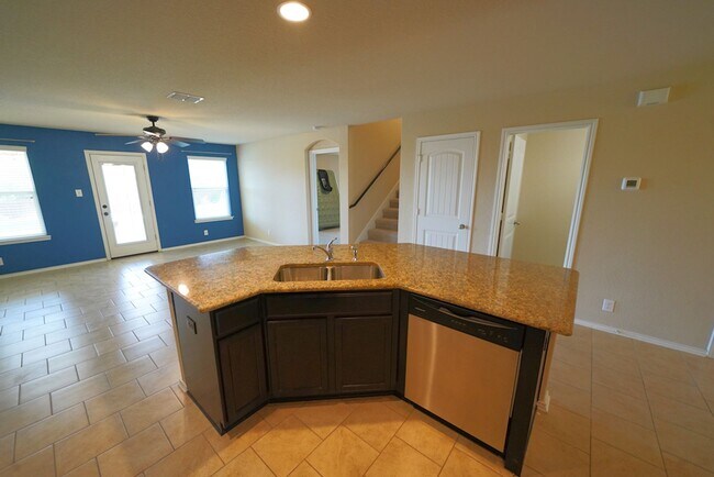 Building Photo - Gorgeous Selma Living with a Inground Pool...