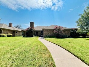 Building Photo - 3916 Bobbin Ln
