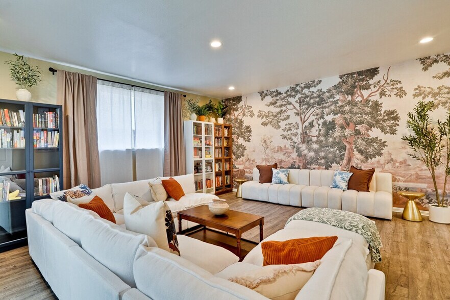 Building Photo - 6402 Tamalpais Ave