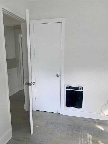 Building Photo - 7855 Exchange Pl