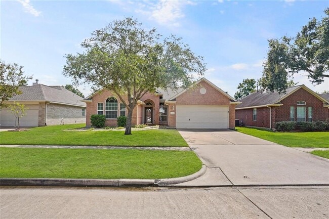 Primary Photo - 8922 Green Castle Way