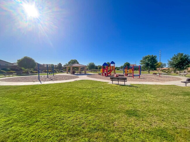 Building Photo - 36413 N Tahanta Trail