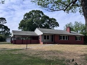 Building Photo - 285 McAlister Rd