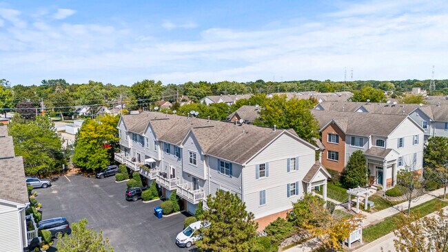Building Photo - 738 Hanbury Dr