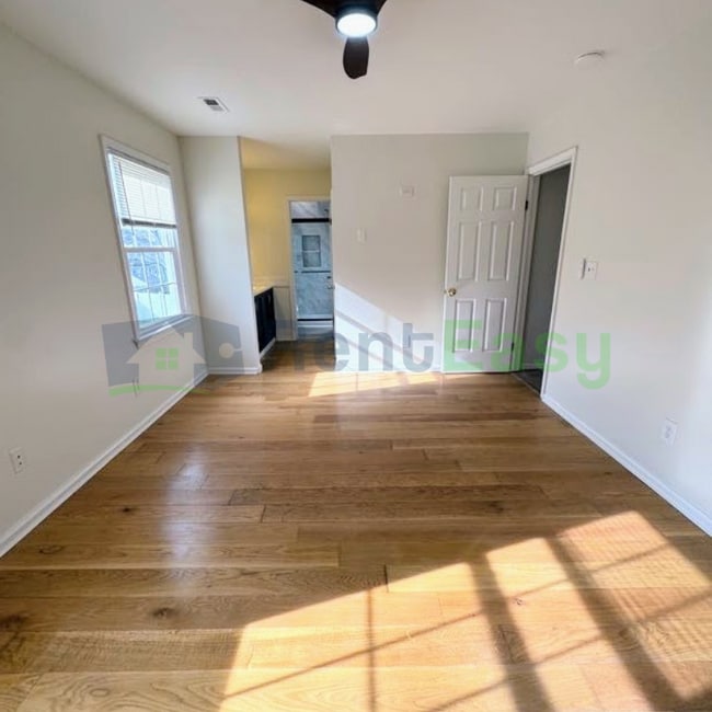 Building Photo - 1329 Millington Ct