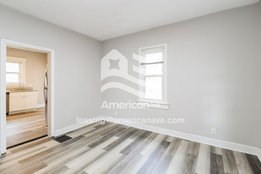 Building Photo - 2839 Marshall Ave