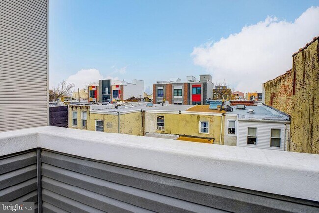 Building Photo - 513 McKean St