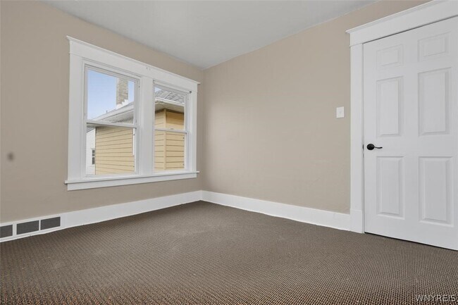 Building Photo - 2463 South Ave