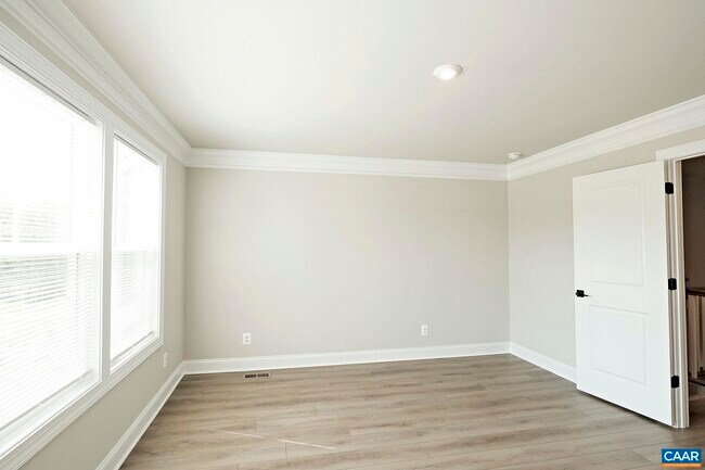 Building Photo - 4012 Talen Ln