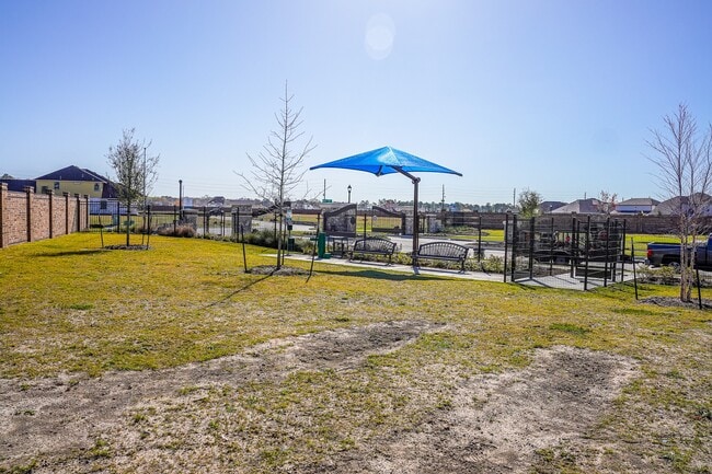 Building Photo - 15810 Perthshire Creek Dr
