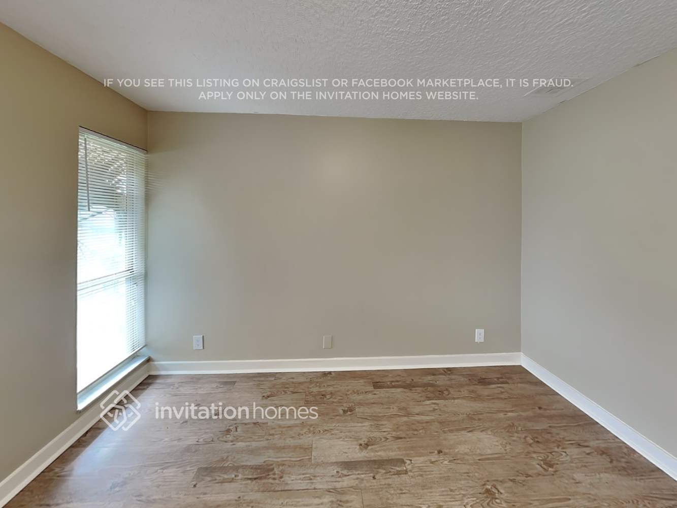 Building Photo - 8652 Villa San Jose Dr E