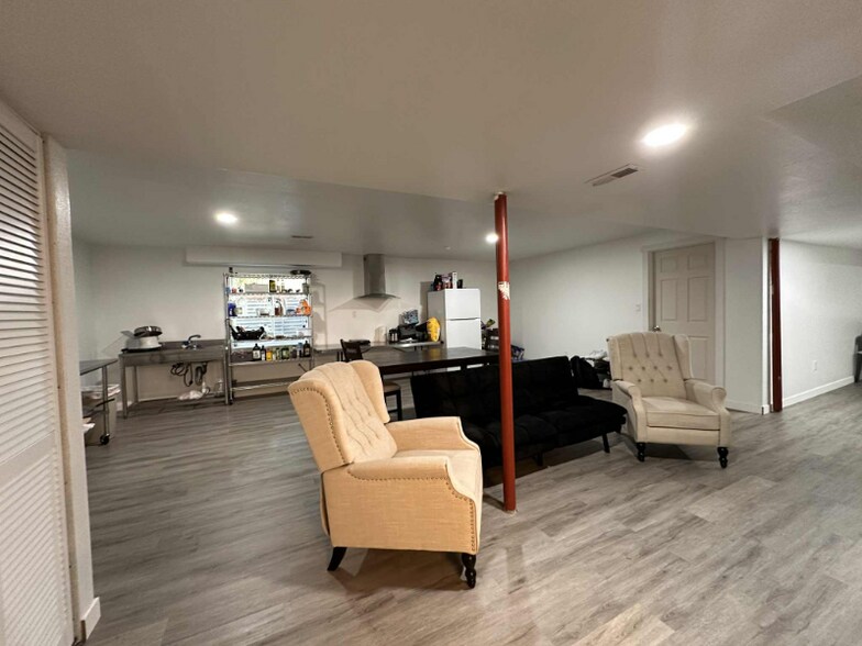 Building Photo - 11610 Cranston Dr