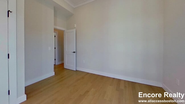 Building Photo - 16-18 Highgate St. Unit 308