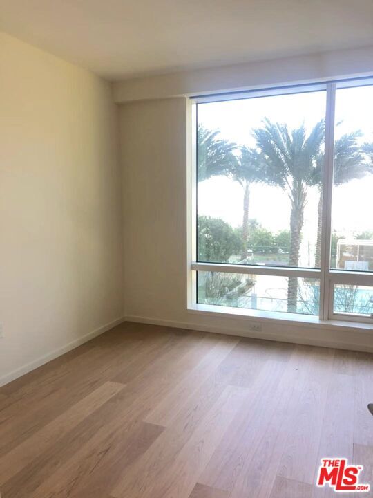 Building Photo - 877 Francisco St