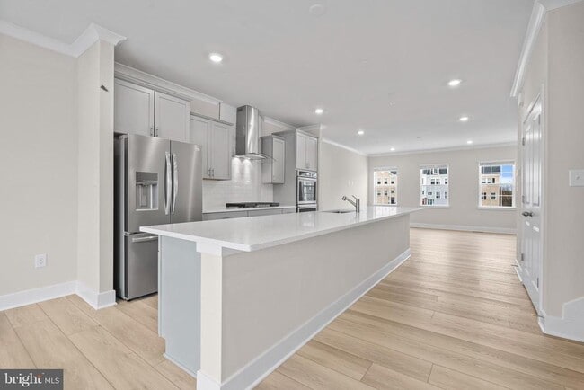 Building Photo - 502 Downswing Rd