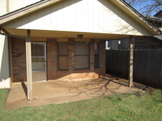 Building Photo - 600 Fire Light Dr