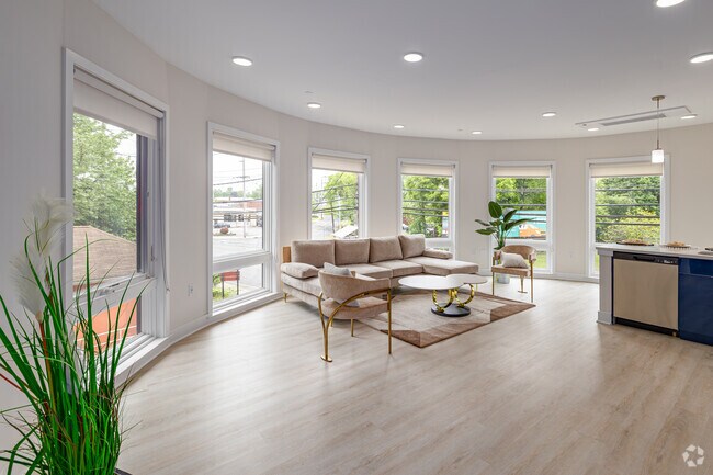 1BR, 1BA - 864SF - Living Room - The Gateway @ Dunellen