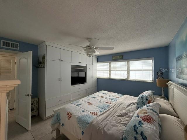 Building Photo - 241 Skiff Point