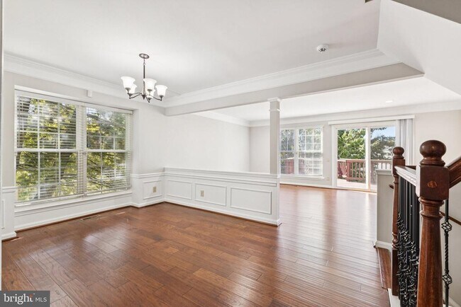 Building Photo - 16864 Miranda Ln