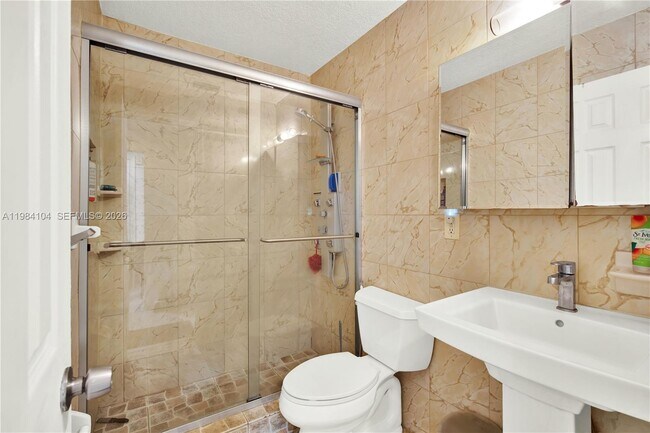 Building Photo - 6400 SW 62nd Ct