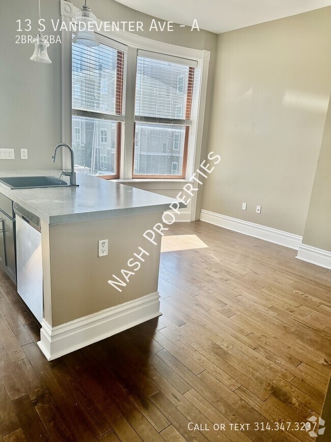 Building Photo - $1300 - 2 Bed / 2 Bath in Central West End...