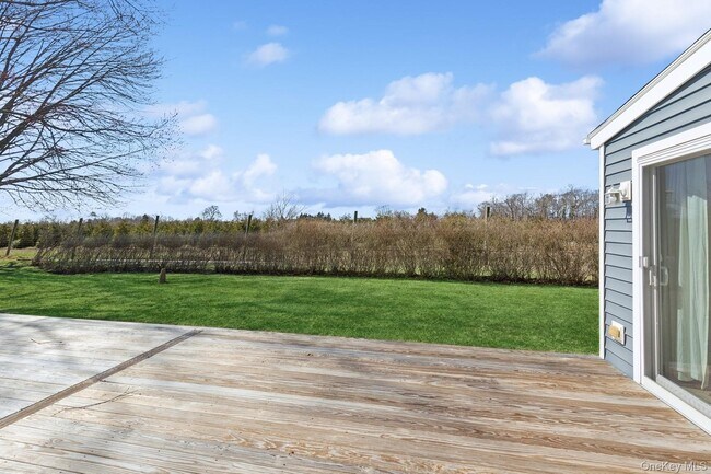 Building Photo - 1110 Gillette Dr