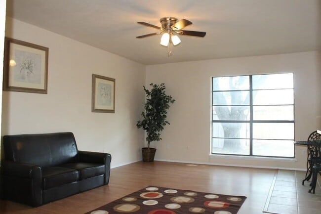Building Photo - 5445 Gates Dr