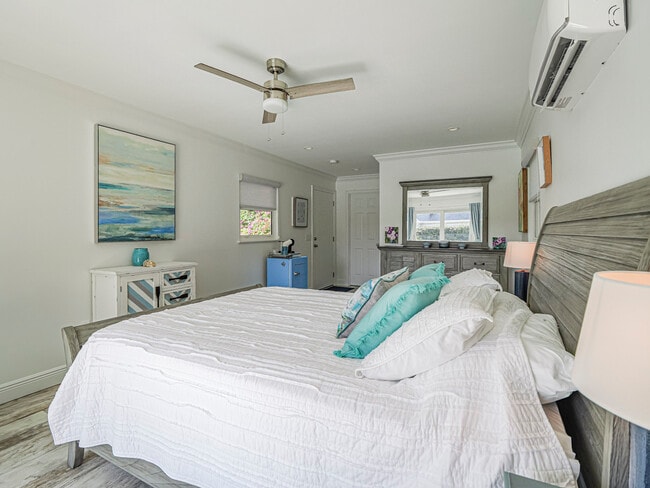 Building Photo - 856 Norfolk Pine Ln