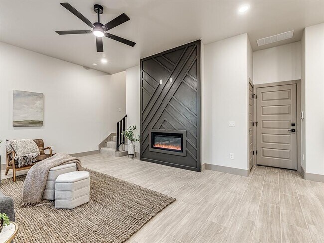 Building Photo - 2548 NW 131st St